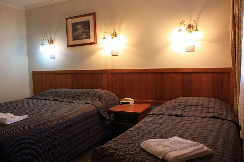 Country Comfort Armidale Motel Room photo