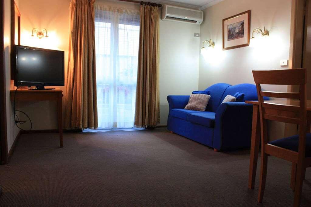 Country Comfort Armidale Motel Room photo